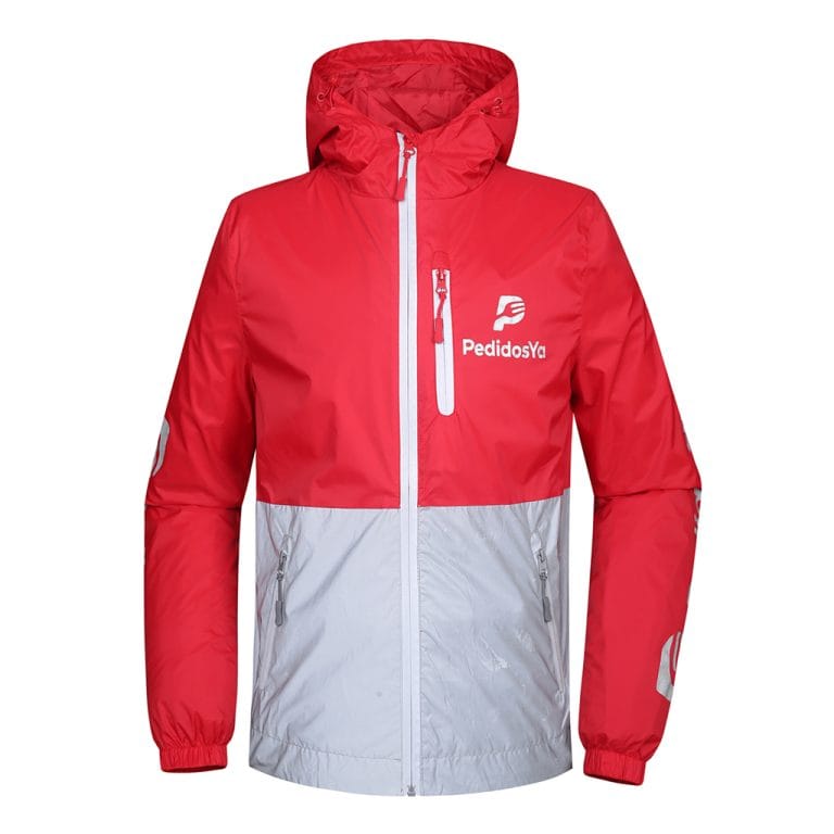 Chaquetas impermeables rojas y blancas personalizadas de alta calidad con cremallera y logotipo bordado, diseñadas para ropa de trabajo al aire libre y uniformes de equipo por el prestigioso fabricante chino Sha.
