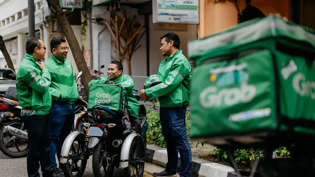 High-quality Grab Food delivery uniforms tailored for logistics and courier services in China, featuring custom branding and durable fabric for delivery drivers.