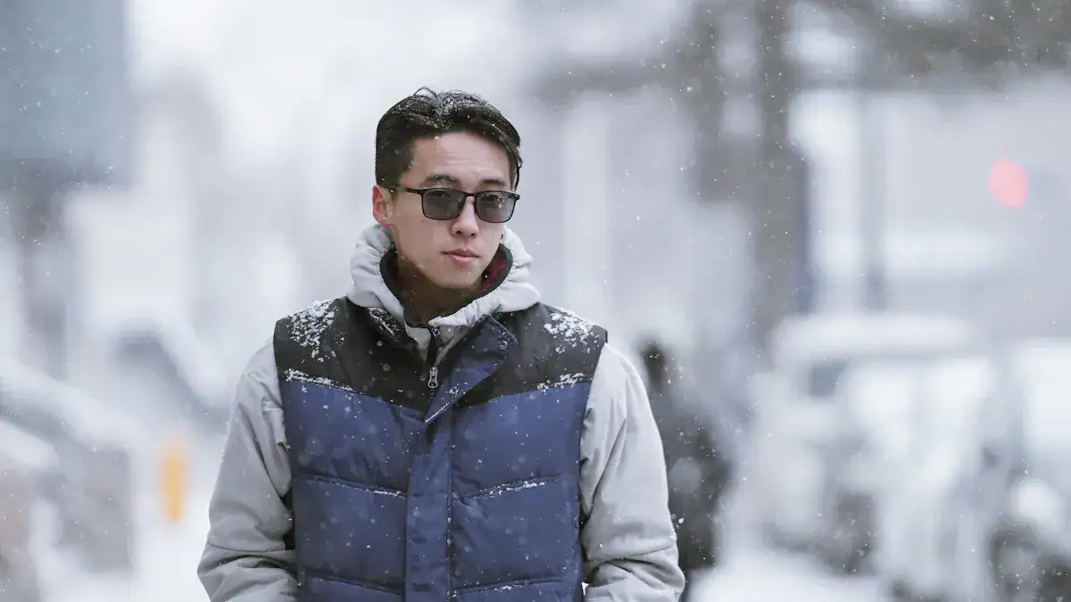 Warm winter men's puffer jacket suitable for outdoor activities in snowy weather.