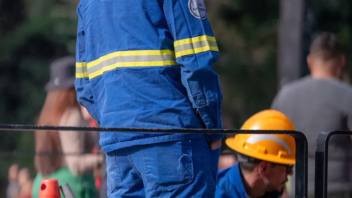 Materials and Features of Coveralls