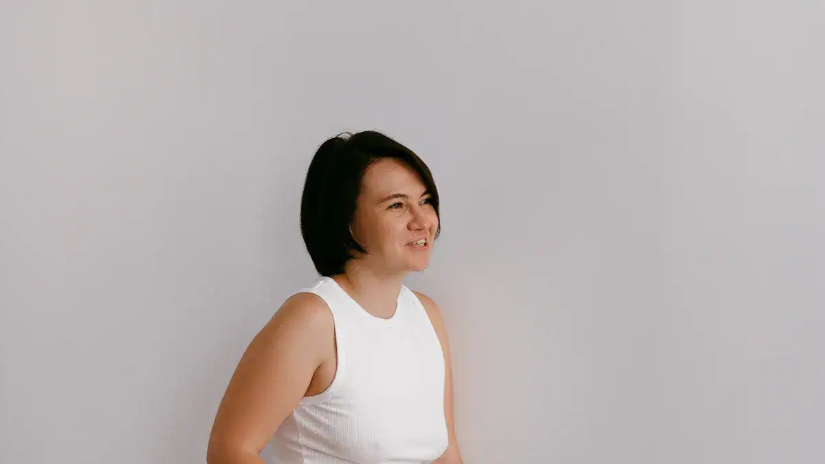 Fit and Sizing for Women'
style=