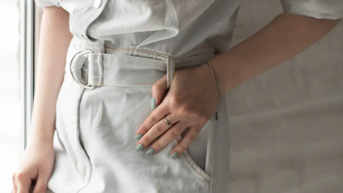 Polyester Shirts: Pros in Hot Weather